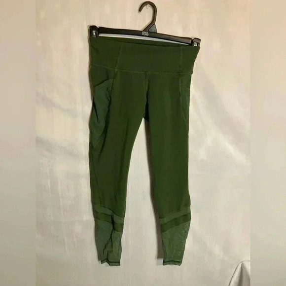 Old navy active leggings - Picture 1 of 9